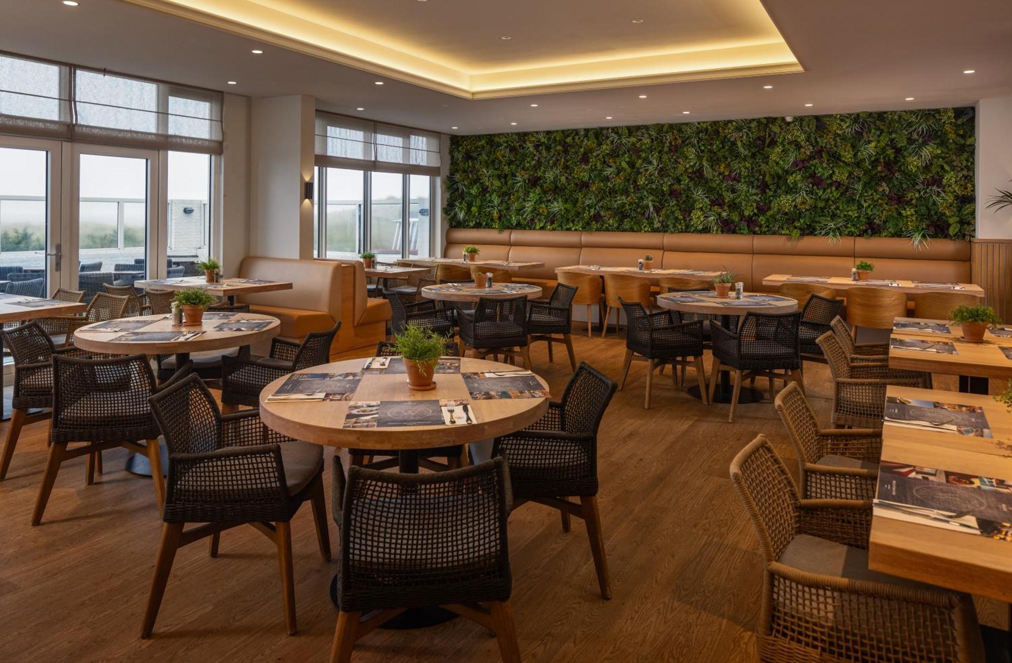 Westcord Strandhotel Seeduyn Vlieland Exteriör bild