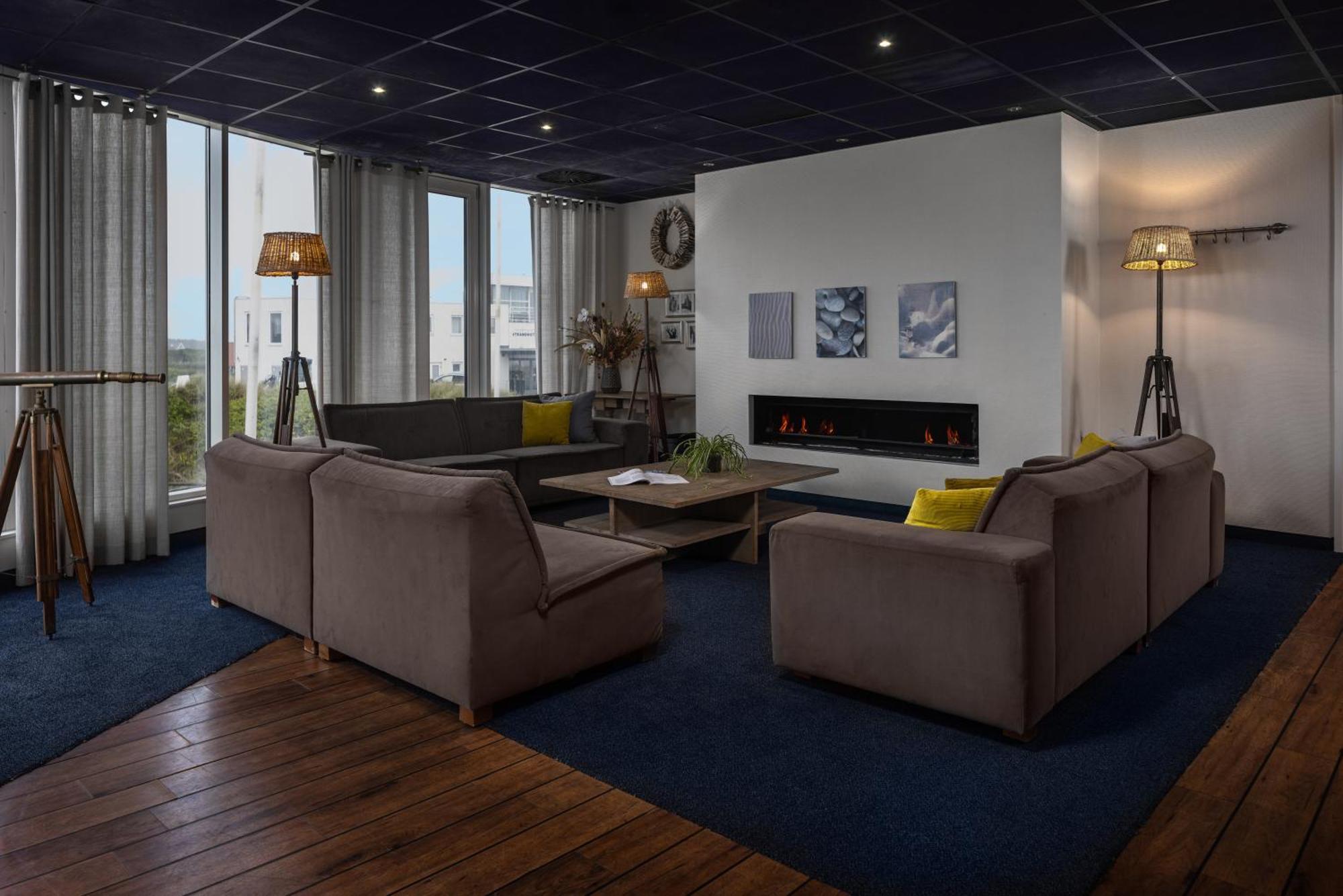 Westcord Strandhotel Seeduyn Vlieland Exteriör bild