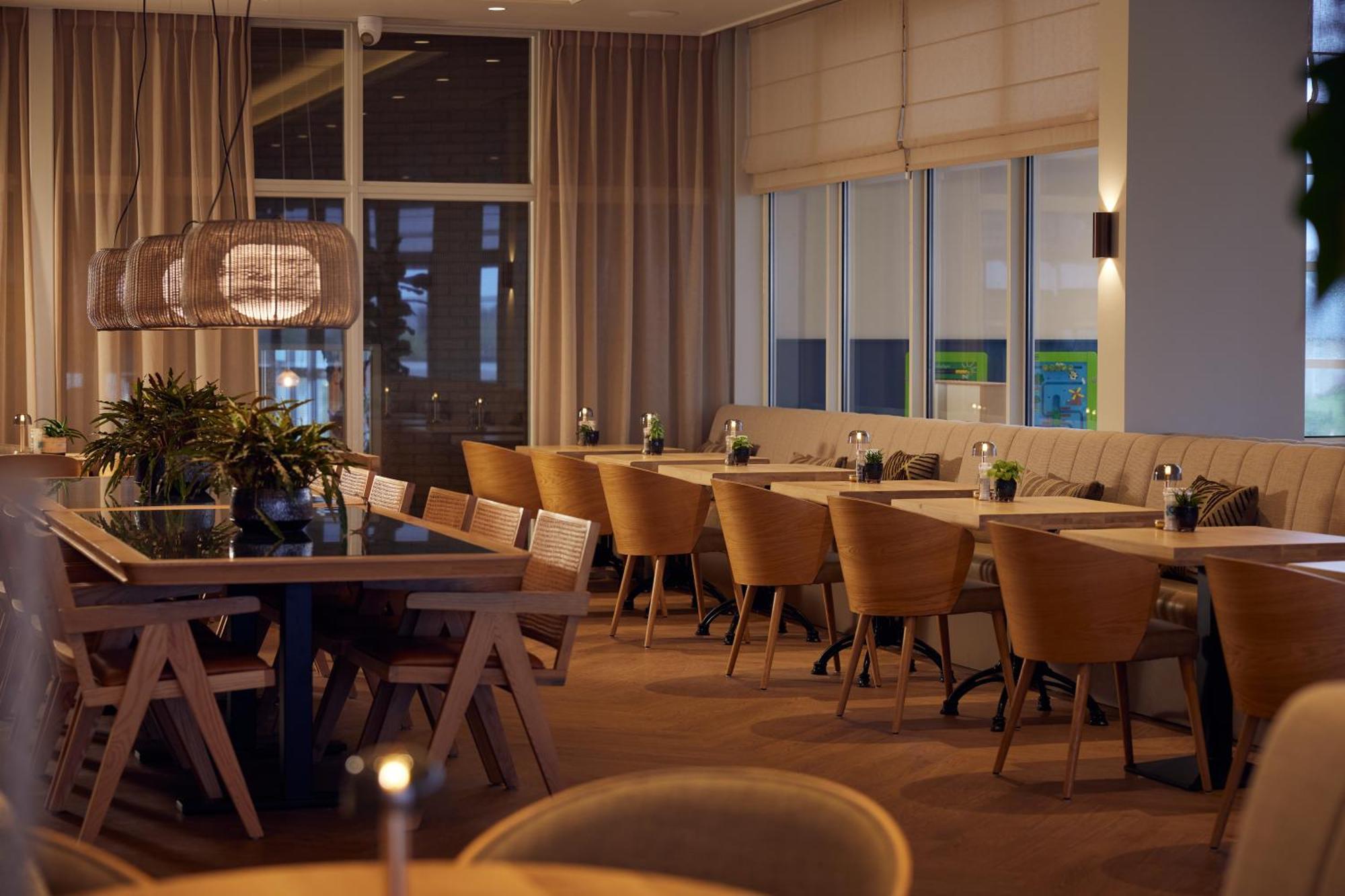 Westcord Strandhotel Seeduyn Vlieland Exteriör bild