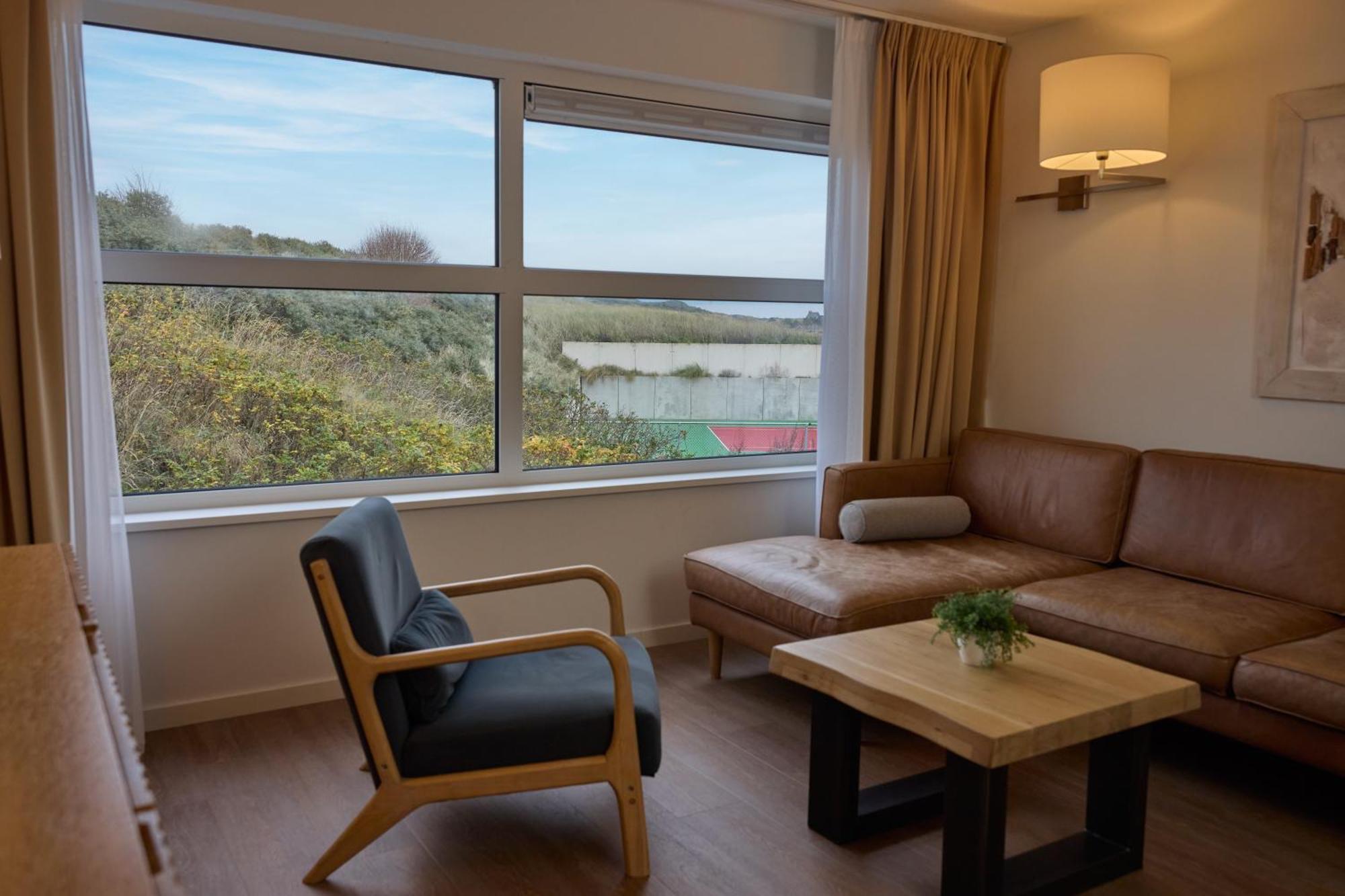 Westcord Strandhotel Seeduyn Vlieland Exteriör bild