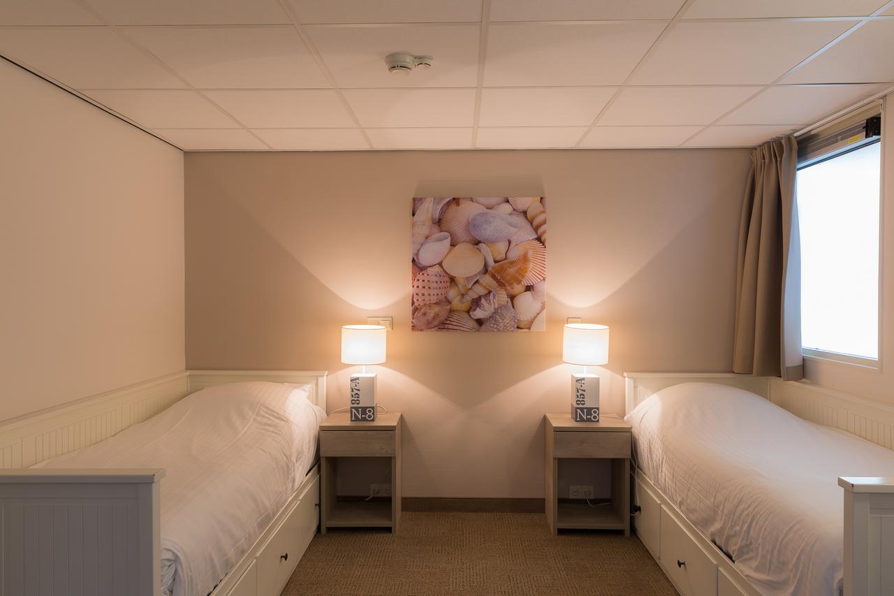 Westcord Strandhotel Seeduyn Vlieland Exteriör bild