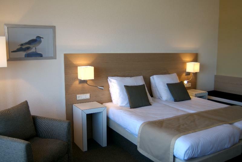 Westcord Strandhotel Seeduyn Vlieland Exteriör bild